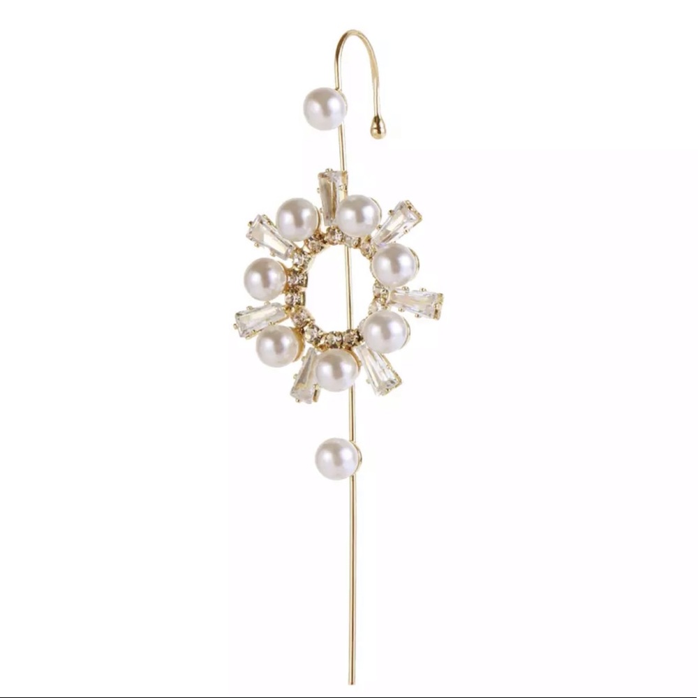 Needle earring
